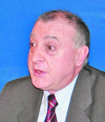 Charles Saint-Prot: Le Maroc, le seul pays du Sud qui oppose aux radicaux réponse sécuritaire et promotion d'un islam du juste milieu Charles Saint-Prot: Le Maroc, le seul pays du Sud qui oppose aux radicaux réponse sécuritaire et promotion d'un islam du juste milieu