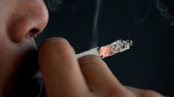 Fumer provoque un changement des cellules pulmonaires propice au cancer Fumer provoque un changement des cellules pulmonaires propice au cancer