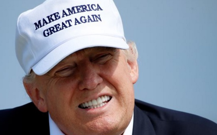 ​Insolite . La casquette  de Trump