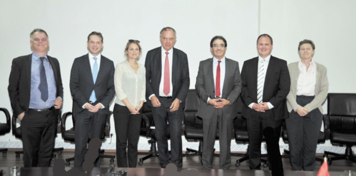 Abdelkrim Benatiq s’entretient avec une délégation parlementaire danoise Abdelkrim Benatiq s’entretient avec une délégation parlementaire danoise