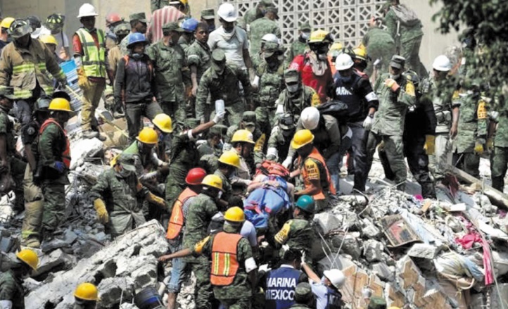 Trois jours après le séisme du Mexique, l'espoir laisse la place aux larmes Trois jours après le séisme du Mexique, l'espoir laisse la place aux larmes