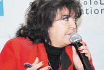 Fouzia Assouli primée à Naples Fouzia Assouli primée à Naples