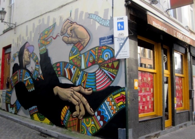 Les arts de la rue à Bruxelles, un patrimoine vivant d’une ville de plus en plus cosmopolite