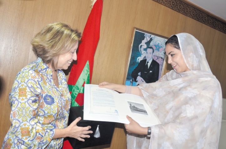 Entretiens entre Rkia Derham et Maria Luisa Poncela Entretiens entre Rkia Derham et Maria Luisa Poncela