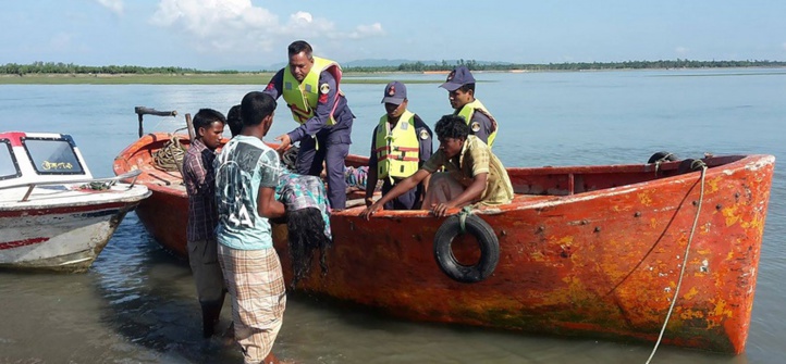 8 morts dans le naufrage de réfugiés rohingyas au Bangladesh