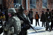 Faut-il un renforcement militaire américain en Afghanistan ? Faut-il un renforcement militaire américain en Afghanistan ?