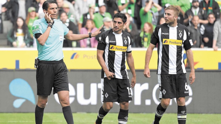 Bundesliga : Accusé de favoritisme, limogeage du chef de l'assistance vidéo à l’arbitrage Bundesliga : Accusé de favoritisme, limogeage du chef de l'assistance vidéo à l’arbitrage