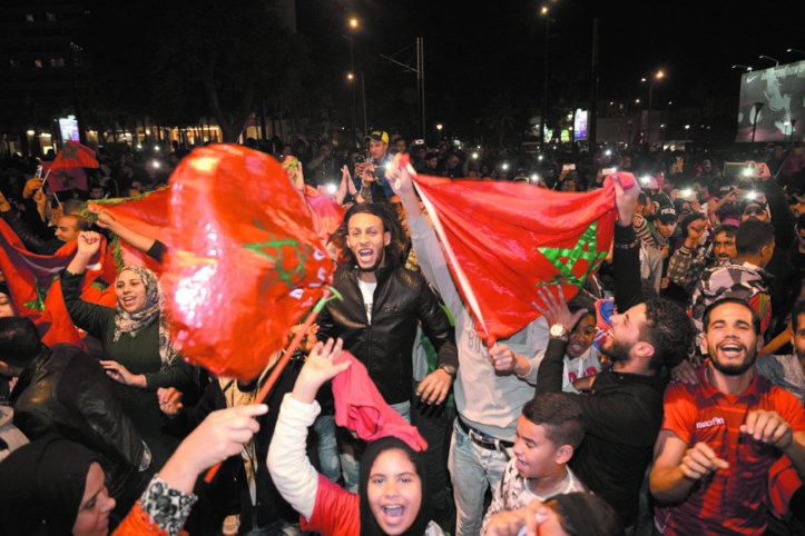 Tout un pays en liesse Tout un pays en liesse