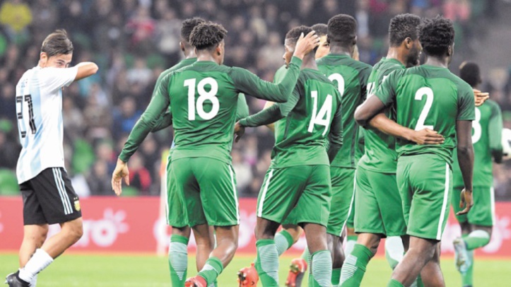 Mondial 2018 : Le Nigeria trouve un accord pour éviter un nouveau conflit sur les primes Mondial 2018 : Le Nigeria trouve un accord pour éviter un nouveau conflit sur les primes
