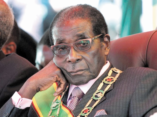 Le sort de Mugabe en suspens après le coup de force de l'armée Le sort de Mugabe en suspens après le coup de force de l'armée