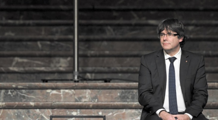 La justice belge examine le mandat d'arrêt visant Puigdemont et quatre dirigeants catalans en exil La justice belge examine le mandat d'arrêt visant Puigdemont et quatre dirigeants catalans en exil