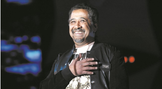Cheb Khaled annoncé à Djeddah pour un concert “spécial hommes”