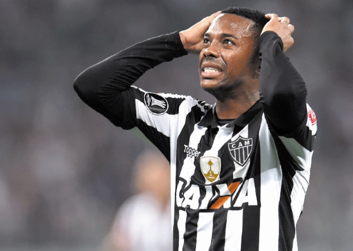 Robinho condamné à neuf ans de prison pour viol en réunion Robinho condamné à neuf ans de prison pour viol en réunion