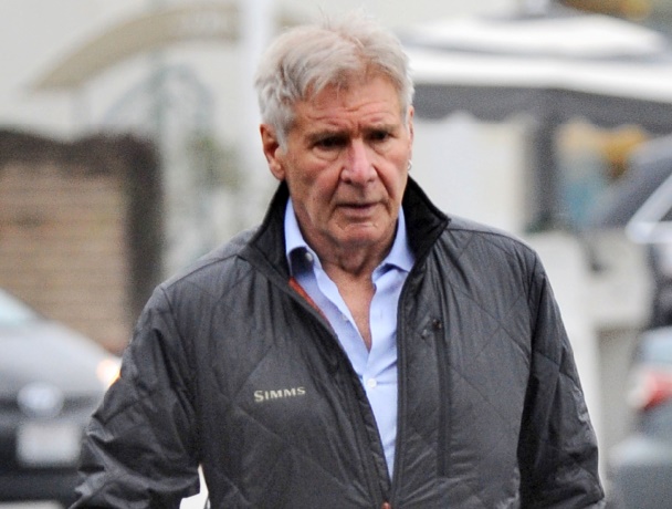 Harrison Ford vole au secours d'une automobiliste après un accident