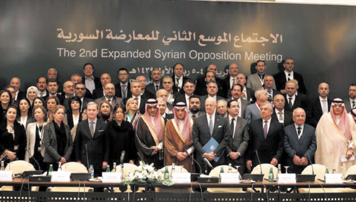 Pressions sur l'opposition syrienne pour laisser de côté le sort d'Assad Pressions sur l'opposition syrienne pour laisser de côté le sort d'Assad