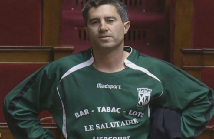 Insolite : Député sanctionné