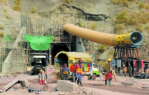 Au Cachemire, la course entre le Pakistan et l’Inde pour s'approprier l’eau Au Cachemire, la course entre le Pakistan et l’Inde pour s'approprier l’eau