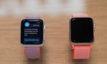 Bracelets, montres et vêtements connectés, le marché devrait doubler d'ici 2021