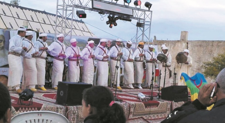 Le patrimoine oral au cœur du Festival “Izli N’Ayt Warayn” Le patrimoine oral au cœur du Festival “Izli N’Ayt Warayn”