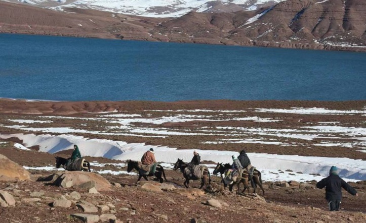 Une femme enceinte et son bébé, sauvés de justesse à Imilchil Une femme enceinte et son bébé, sauvés de justesse à Imilchil