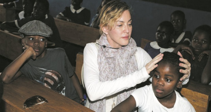 Madonna ouvre quatre écoles au Malawi