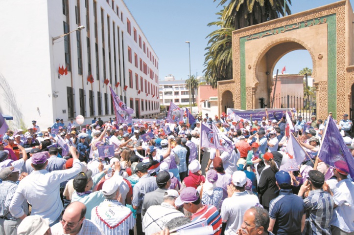 Sit-in, marches et autres grèves en vue : L’actuel gouvernement réussira-t-il là où le précédent a calé ? Sit-in, marches et autres grèves en vue : L’actuel gouvernement réussira-t-il là où le précédent a calé ?