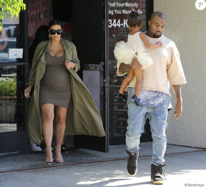 Kim Kardashian de nouveau maman Kim Kardashian de nouveau maman