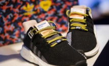 Insolite : Des chaussures équipées de billets de métro