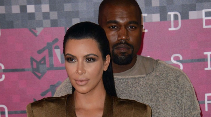 Pourquoi Kim Kardashian et Kanye West ont-ils appelé leur fille Chicago ? Pourquoi Kim Kardashian et Kanye West ont-ils appelé leur fille Chicago ?