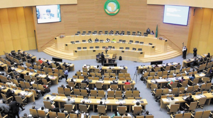 Moussa Faki Mahamat: La décision 653 prise lors du 29ème Sommet de l’UA sur la question du Sahara est toujours valide Moussa Faki Mahamat: La décision 653 prise lors du 29ème Sommet de l’UA sur la question du Sahara est toujours valide