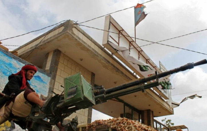 Saoudiens et Emiratis tentent de calmer le jeu à Aden Saoudiens et Emiratis tentent de calmer le jeu à Aden