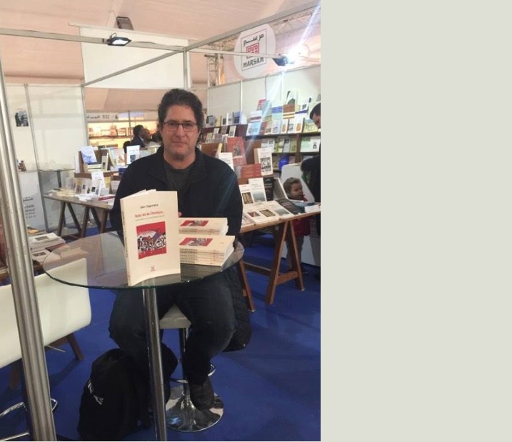 Jean Zaganiaris en dédicace au Salon du livre Jean Zaganiaris en dédicace au Salon du livre