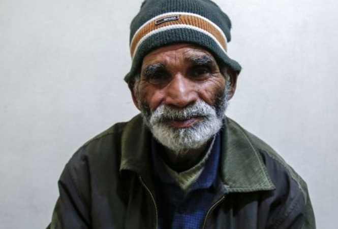 Un Pakistanais et son épouse, premiers civils évacués de la Ghouta Un Pakistanais et son épouse, premiers civils évacués de la Ghouta