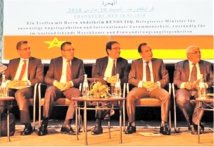 Abdelkrim Benatiq rencontre la communauté marocaine établie à Francfort Abdelkrim Benatiq rencontre la communauté marocaine établie à Francfort