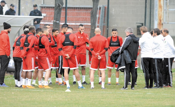 Des séances d’entraînement à huis clos pour le Onze national à Turin