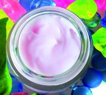 Le marché des cosmétiques croit de 15% par an : La contrefaçon tient le haut du pavé Le marché des cosmétiques croit de 15% par an : La contrefaçon tient le haut du pavé