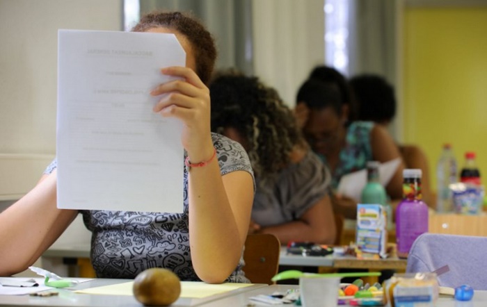 Insolite : Pour éviter les examens, l'arme de l'alerte à la bombe