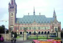 Justice internationale : Le long chemin vers la compétence universelle Justice internationale : Le long chemin vers la compétence universelle