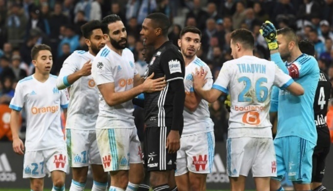 Adil Rami et Anthony Lopes écopent de trois matches de suspension ferme Adil Rami et Anthony Lopes écopent de trois matches de suspension ferme