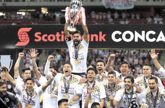 Le club mexicain de Chivas remporte la Ligue des champions de la Concacaf Le club mexicain de Chivas remporte la Ligue des champions de la Concacaf