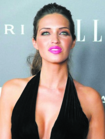 Le style des femmes des footballeurs : Sara Carbonero Le style des femmes des footballeurs : Sara Carbonero