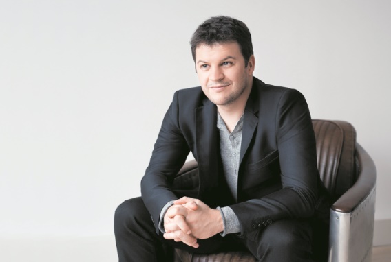 Guillaume Musso : J'ai toujours une dizaine d'histoires dans ma tête Guillaume Musso : J'ai toujours une dizaine d'histoires dans ma tête