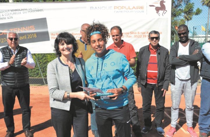Sara Akid et Amine Ahouda s’imposent à l’Open de tennis de la Banque populaire Sara Akid et Amine Ahouda s’imposent à l’Open de tennis de la Banque populaire