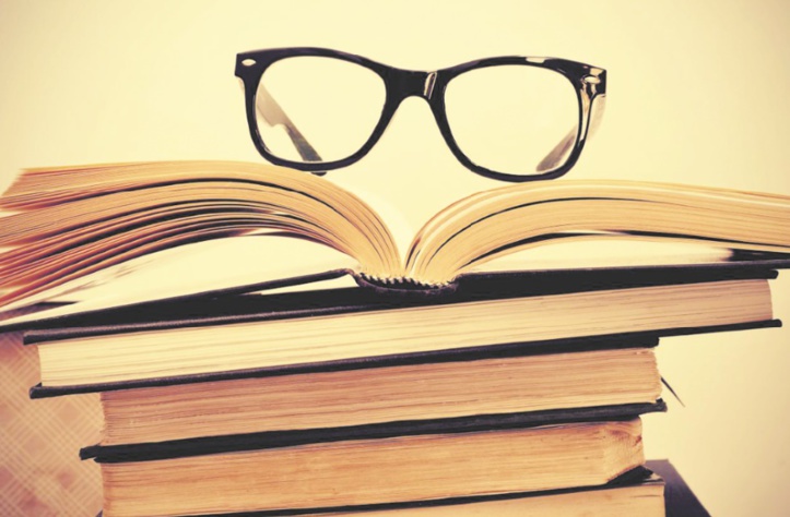 “L’arbre à livres”, une initiative destinée à encourager la lecture chez les jeunes “L’arbre à livres”, une initiative destinée à encourager la lecture chez les jeunes