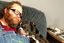 Blessé par balle par son chien Blessé par balle par son chien