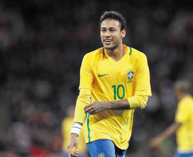 Edu Gaspar : Neymar sera à 100% pour les grands débuts du Brésil en Coupe du monde Edu Gaspar : Neymar sera à 100% pour les grands débuts du Brésil en Coupe du monde