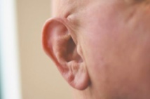 Yanny ou Laurel ? Cela dépend des oreilles Yanny ou Laurel ? Cela dépend des oreilles