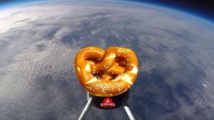 Insolite : Deux bretzels dans l’espace