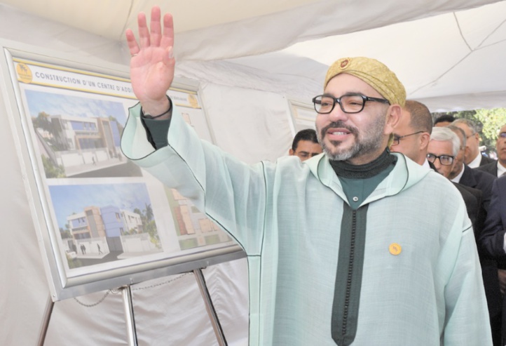 S.M le Roi pose la première pierre d'un Centre d’addictologie à Benslimane S.M le Roi pose la première pierre d'un Centre d’addictologie à Benslimane
