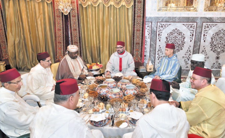 ​S.M le Roi offre des Iftar en l'honneur d’Ali Bongo et de Moussa Faki Mahamat